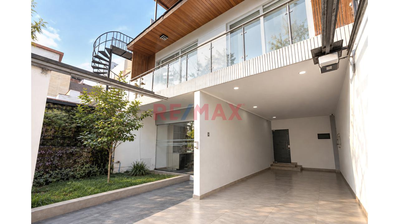 Hermosa Casa En Venta En Urb. Cc Monterrico – Surco! ✨ — foto 7