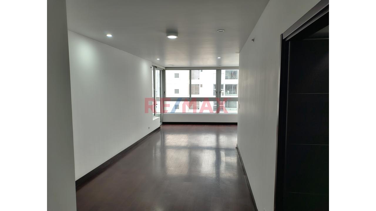 Se Alquila Amplio Departamento + Estacionamiento – Condominio Moon — foto 11