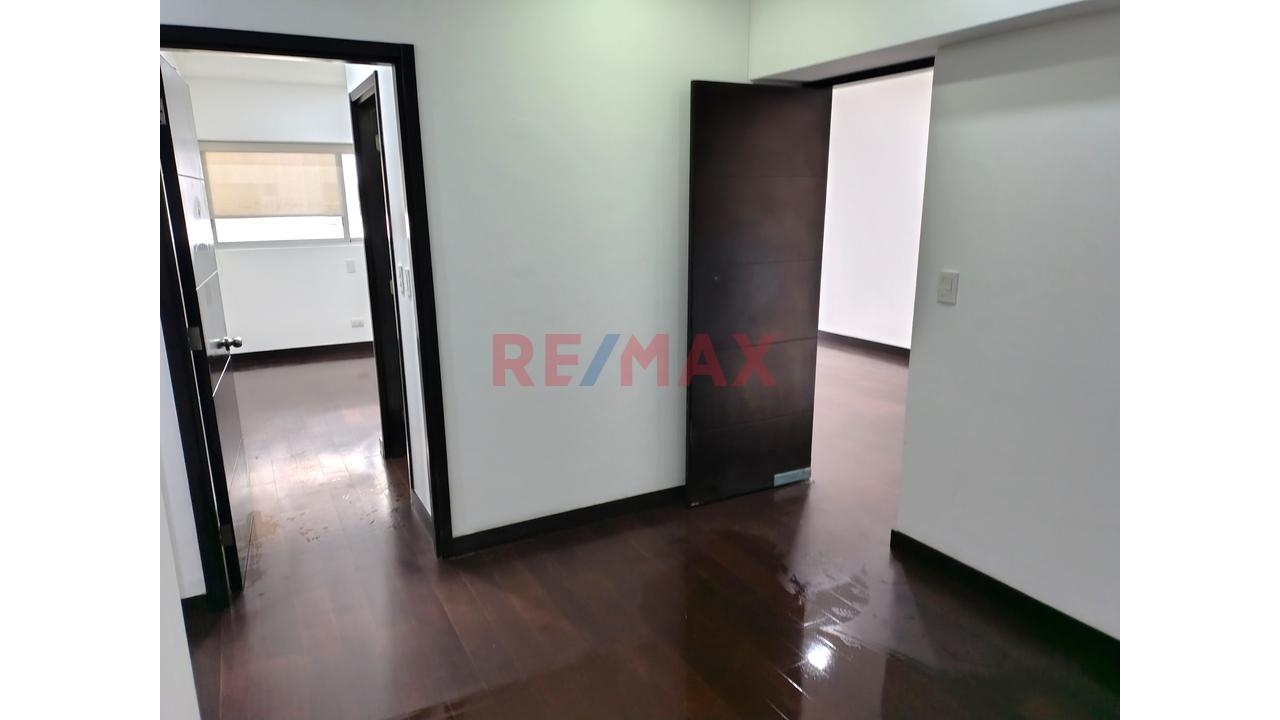 Se Alquila Amplio Departamento + Estacionamiento – Condominio Moon — foto 13