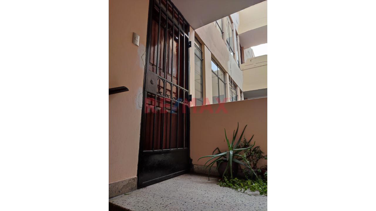 Se Vende Dpto. En Prolongación Iquitos Lince — foto 7