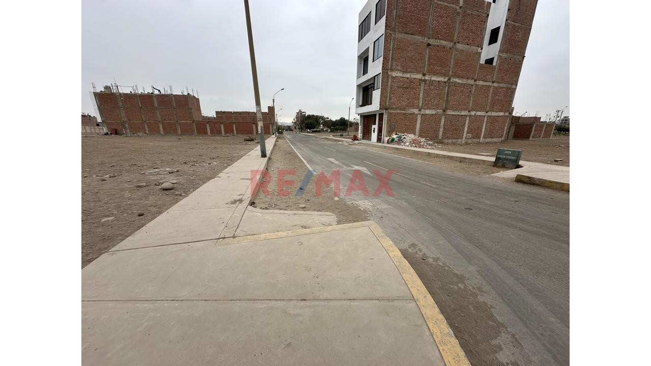 Terreno En Venta Urb Las Cascadas De Carabayllo - 3