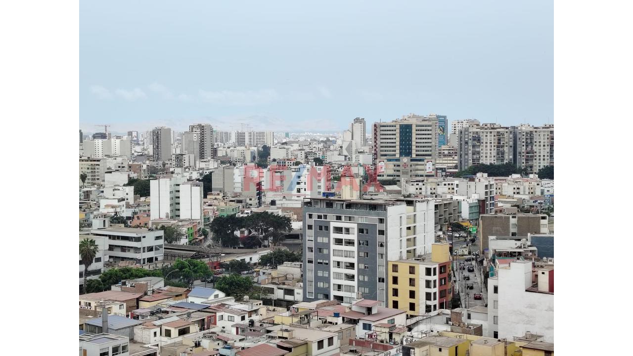¡Vive En El Piso 16 Con Balcón Hacia La Av. Brasil!Flat De 83.04 M² En Jesús María 3 Dormitorios · 2.5 Baños · Cocina Cerrada · 3 Ascensores