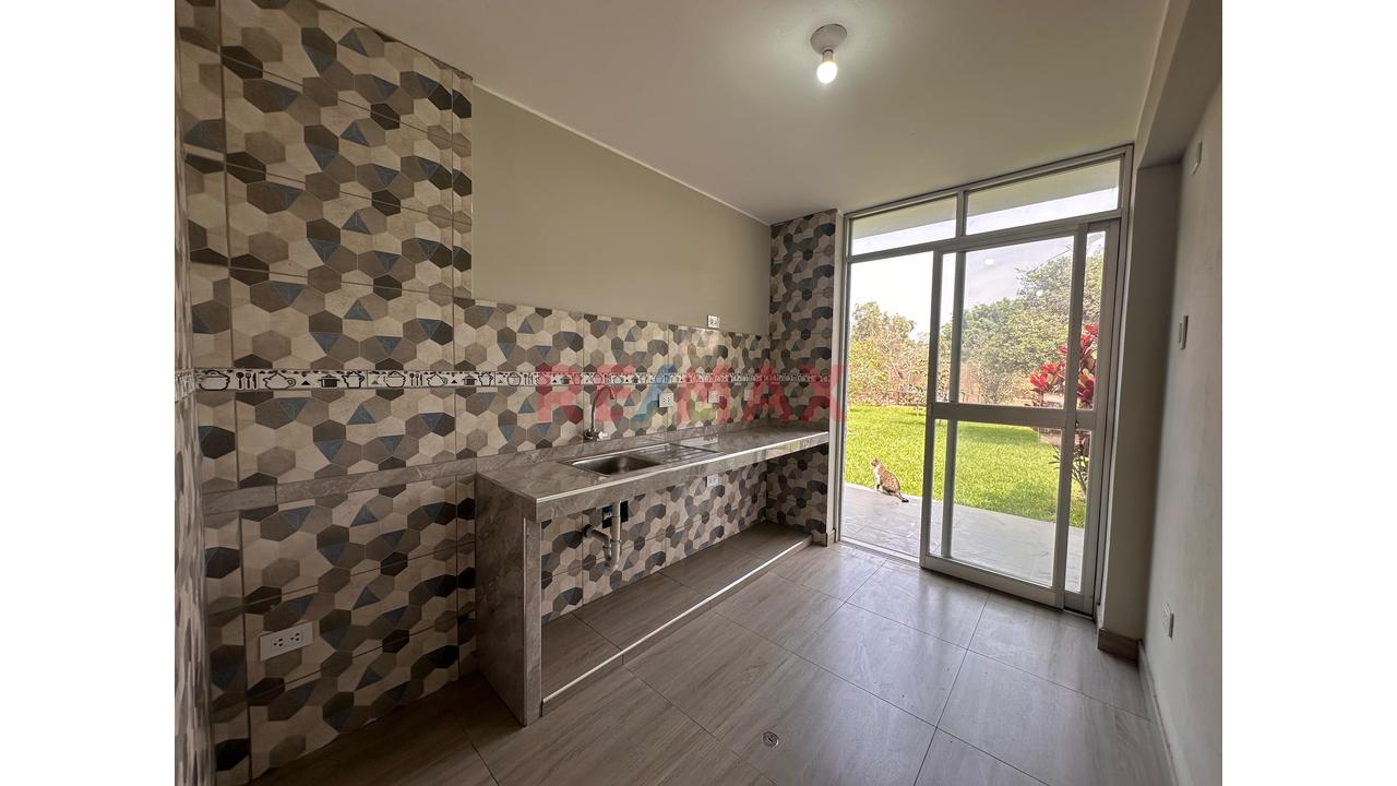 🌿☀️🏡 ¡Atención Familias E Inversionistas! 🏡✨ Amplia Casa En Venta En Huachipa Norte 📍🌳 – Naturaleza 🌿, Amplios Jardines 🌺🌴, Excelente Clima ☀️🌤️ Y Espacio Para Crecer 📐🏗️, Ampliar 🏠 Y Dise - 9