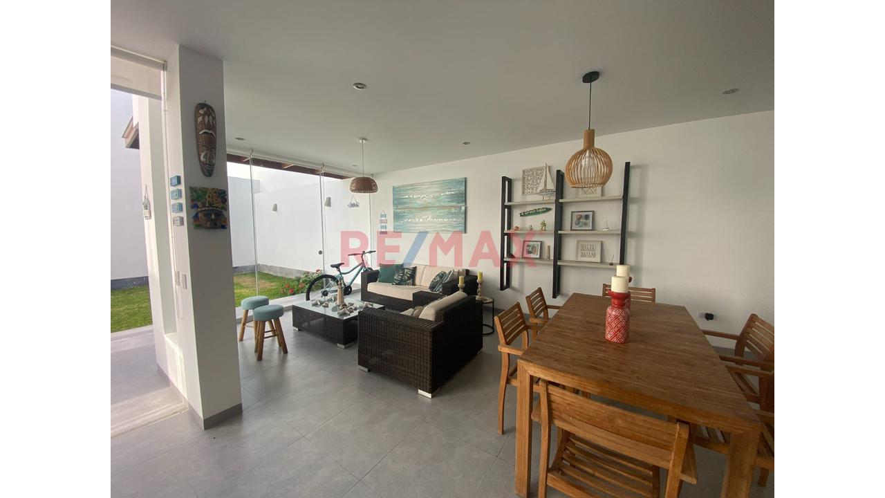 Casa De Playa En Venta – Condominio Mikonos, Asia Km 107 | 5 Dormitorios - 6