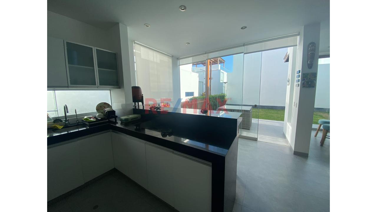 Casa De Playa En Venta – Condominio Mikonos, Asia Km 107 | 5 Dormitorios - 13