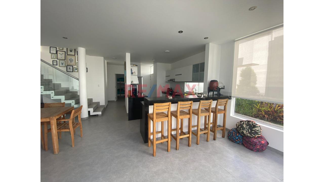 Casa De Playa En Venta – Condominio Mikonos, Asia Km 107 | 5 Dormitorios - 10