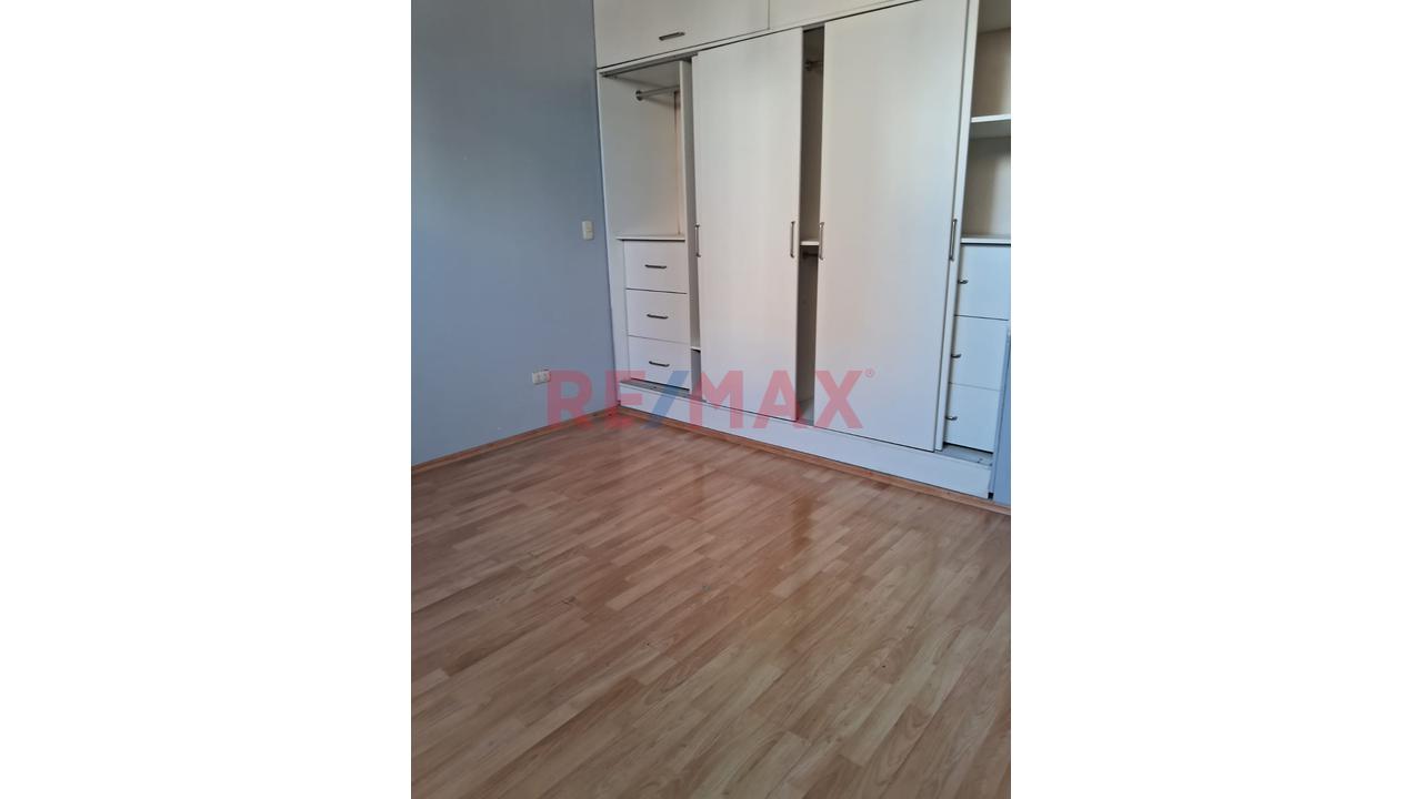 Alquiler De Amplio Departamento Frente A Parque De La Cruz En Pueblo Libre — foto 6