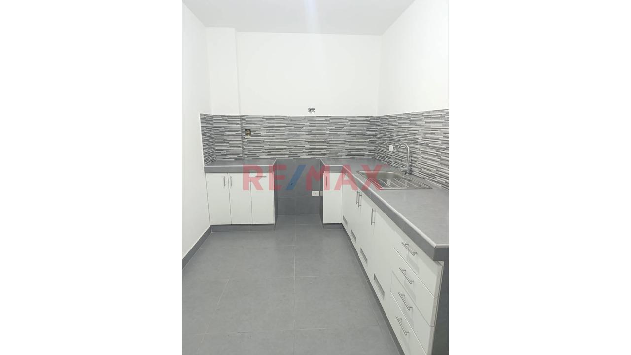 🏡✨ 1Er Piso • 80 M² • 2 Habitaciones • Patio • Lavandería • Cerca De La Estación Santa Rosa • San Juan De Lurigancho, 💰 Precio: Us$ 75,000 — foto 11