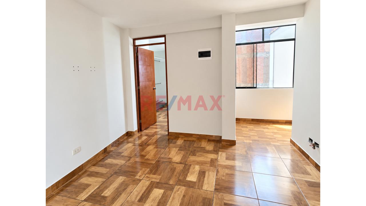 Se Alquila Departamento En Surquillo De 75M2 /4To Piso — foto 8