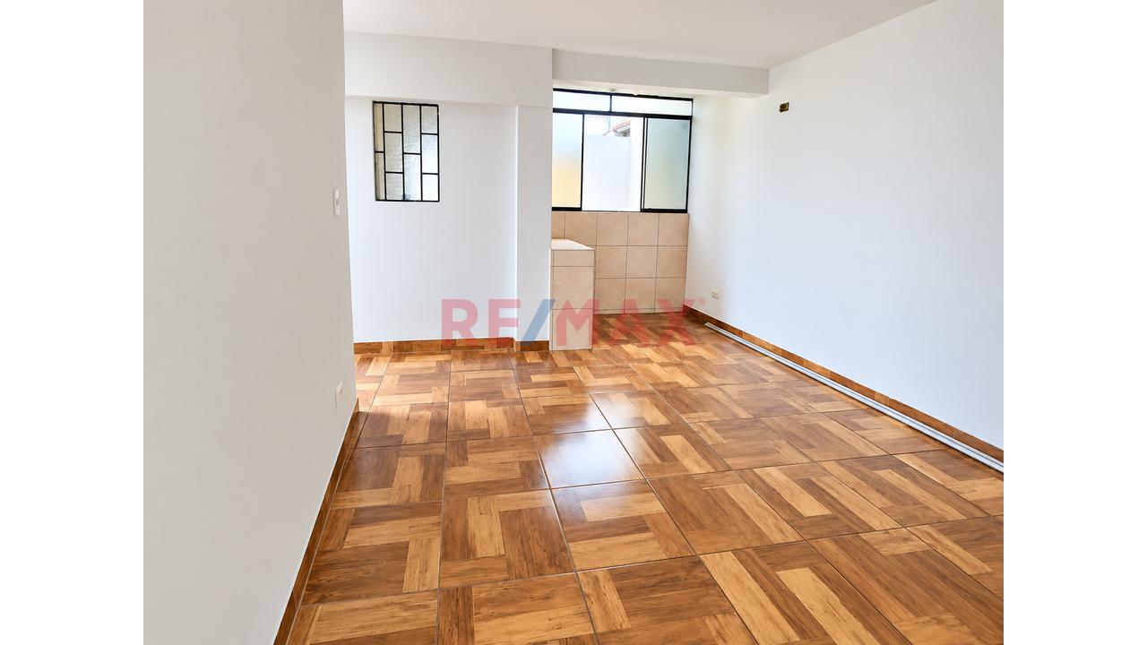 Se Alquila Departamento En Surquillo De 75M2 /4To Piso — foto 7