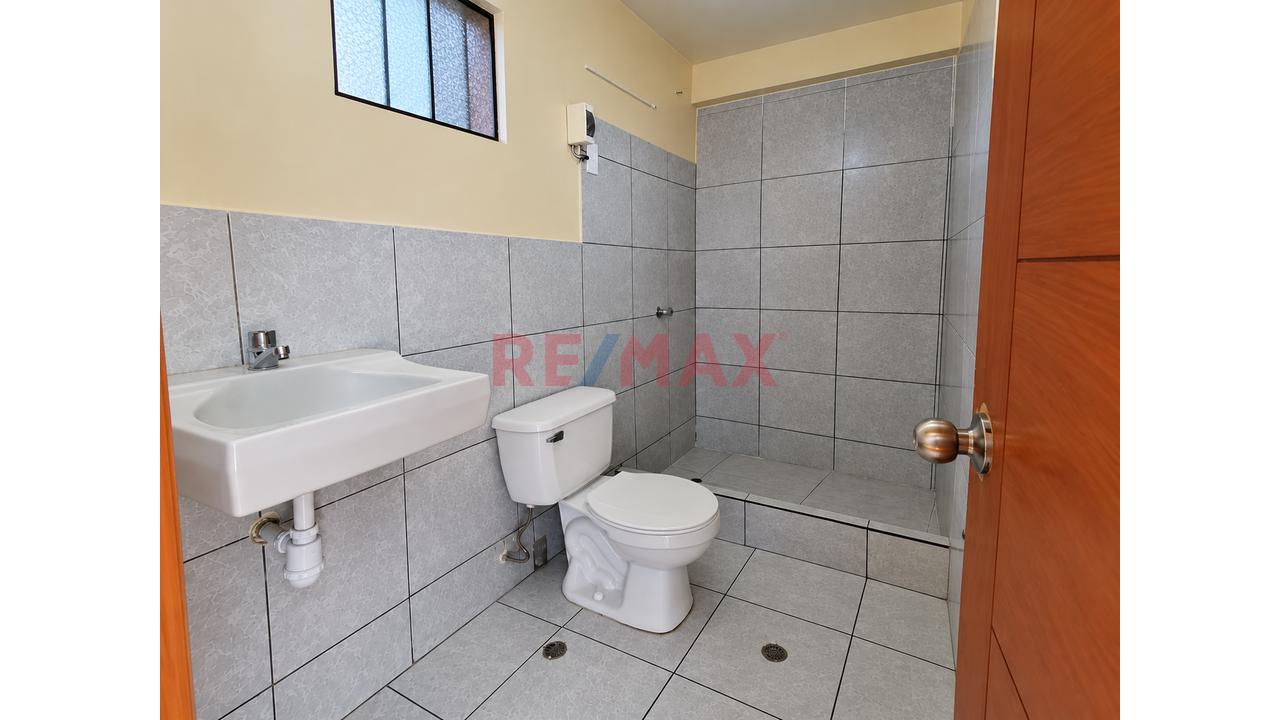 Se Alquila Departamento En Surquillo De 75M2 /4To Piso — foto 5
