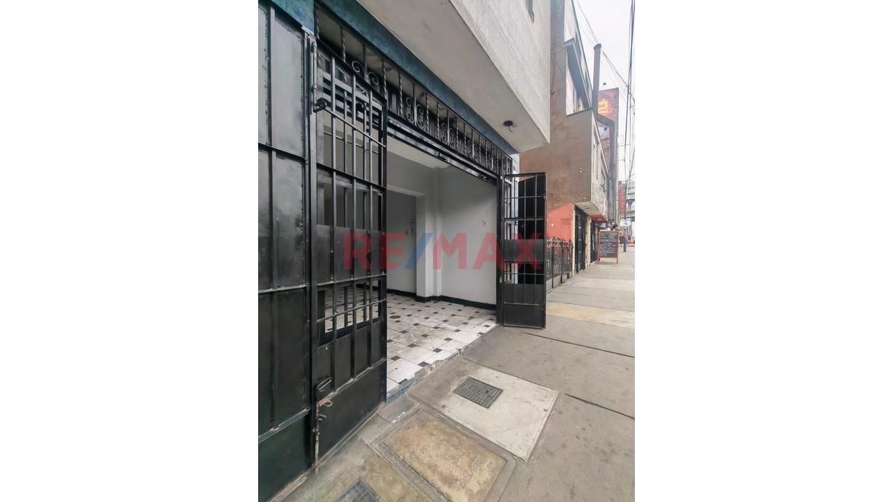 Local Comercial - Av Alfredo Mendiola — foto 8
