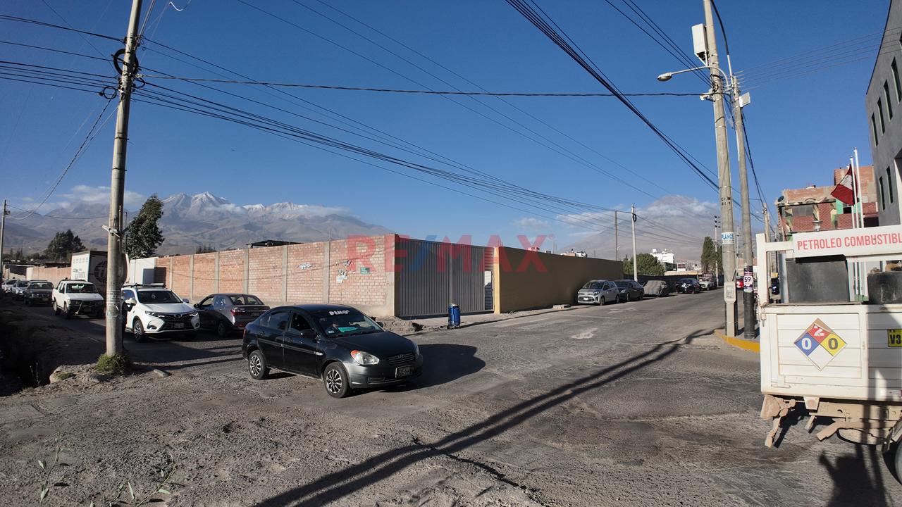 🌱 Terreno Industrial En Esquina En Venta En Cerro Colorado 🌱 — foto 2