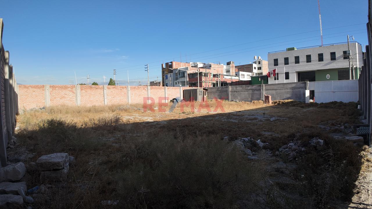 🌱 Terreno Industrial En Esquina En Venta En Cerro Colorado 🌱 — foto 4