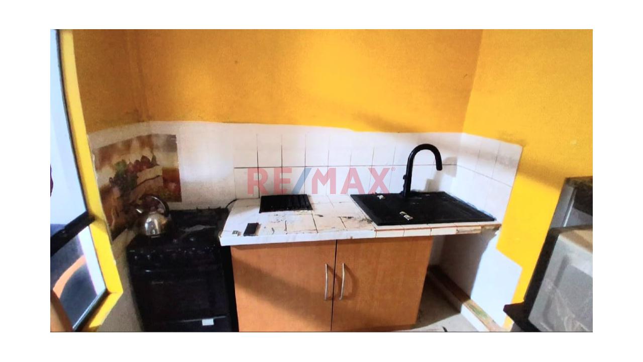 Casa En Venta 2 Pisos P.J. 9 De Octubre Chiclayo — foto 9