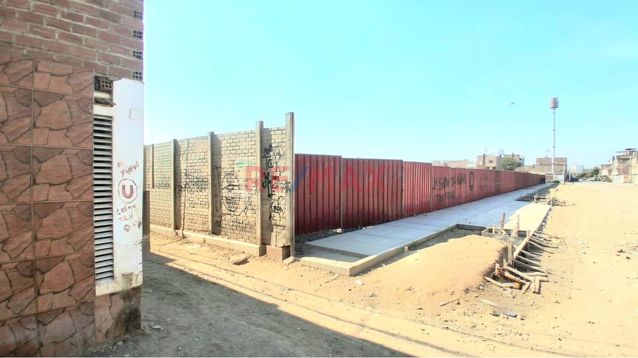 Casa En Venta 2 Pisos P.J. 9 De Octubre Chiclayo — foto 3