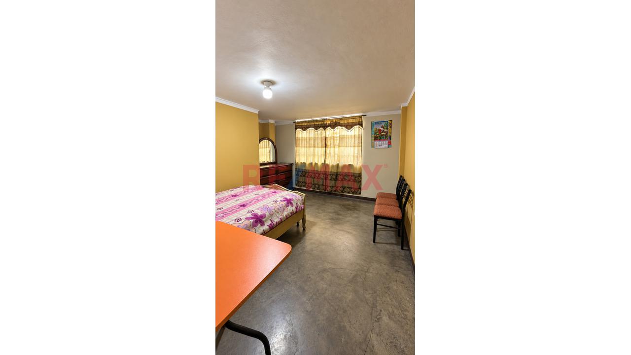 🏡 Casa De 3 Pisos En Venta En Cercado De Lima - 4