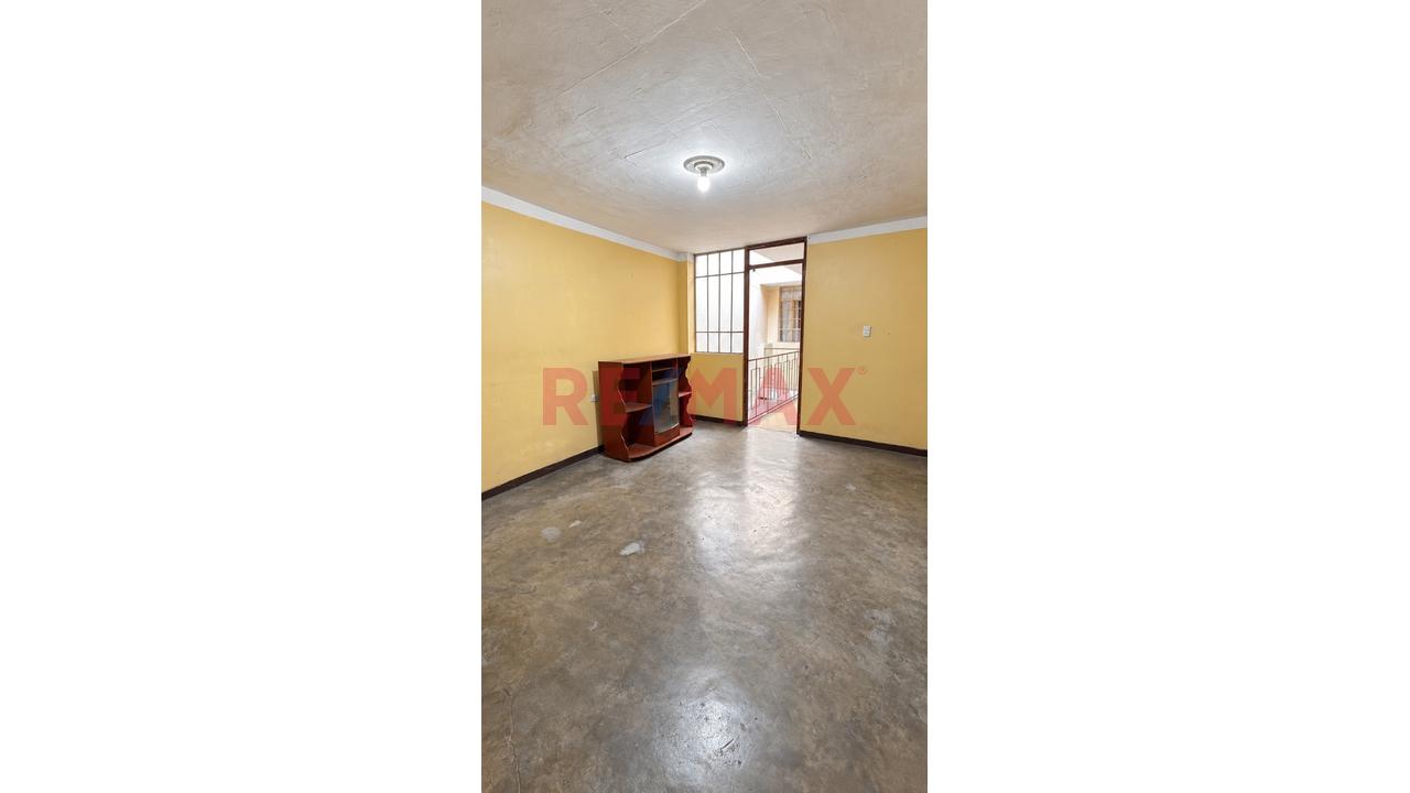 🏡 Casa De 3 Pisos En Venta En Cercado De Lima - 5