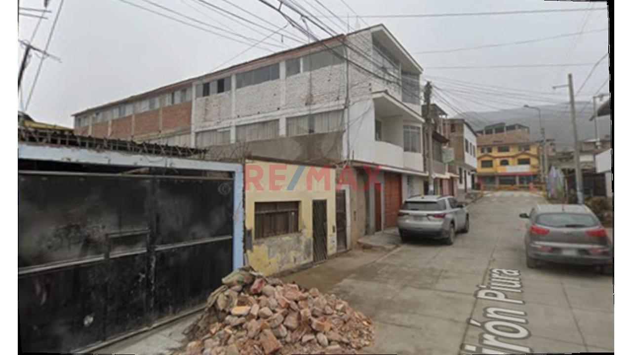 Venta Casa En Villa María Del Triunfo, Lima — foto 3
