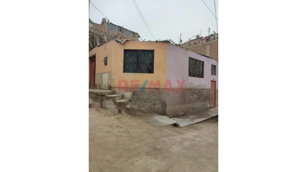 Se Vende Casa A Precio De Terreno En Urb. Santa Rosa En Pte. Piedra — foto 14