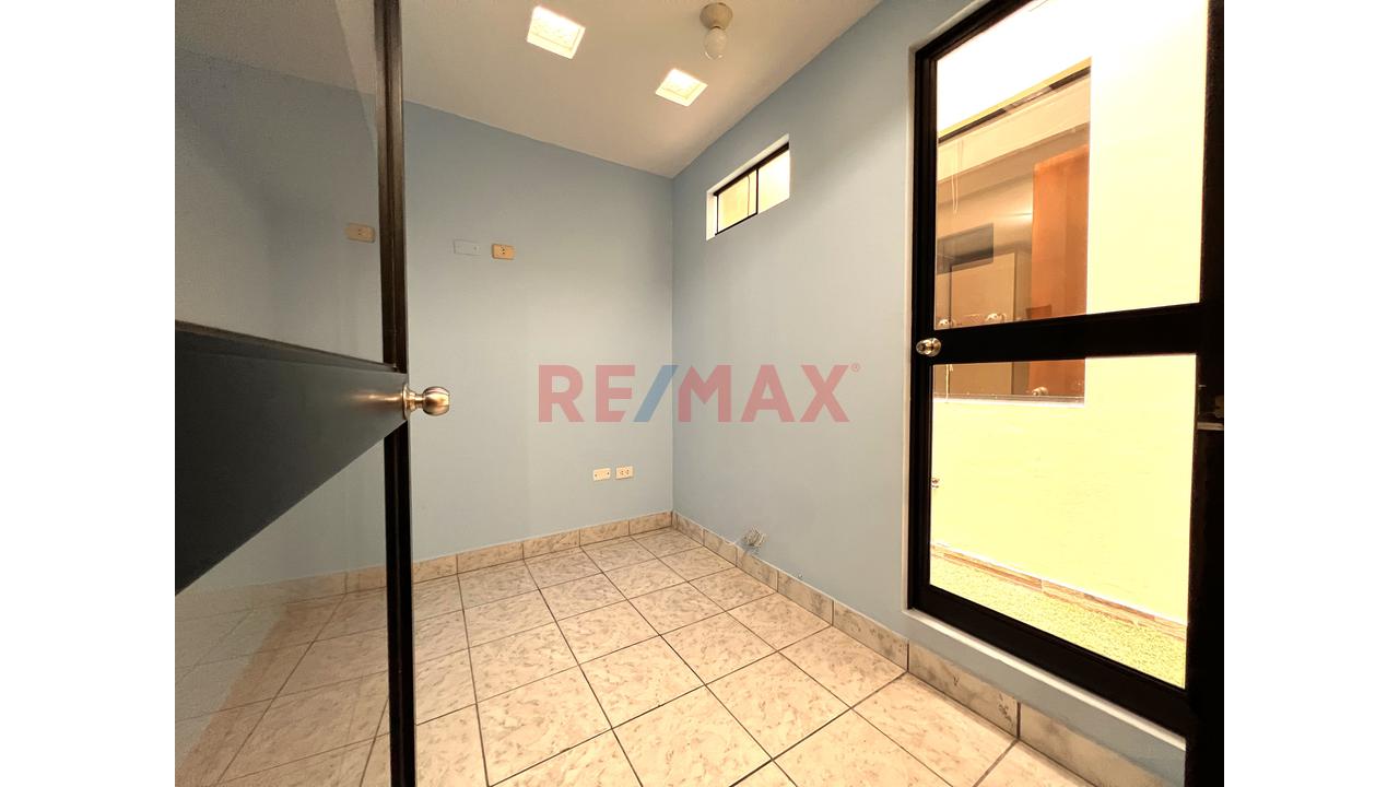 🌟 ¡Oportunidad En Surco! Departamento En Venta – Amplio, Iluminado Y Estratégico — foto 15
