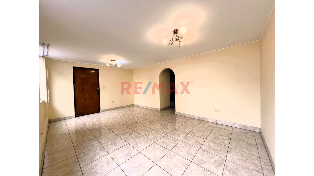 🌟 ¡Oportunidad En Surco! Departamento En Venta – Amplio, Iluminado Y Estratégico — foto 3