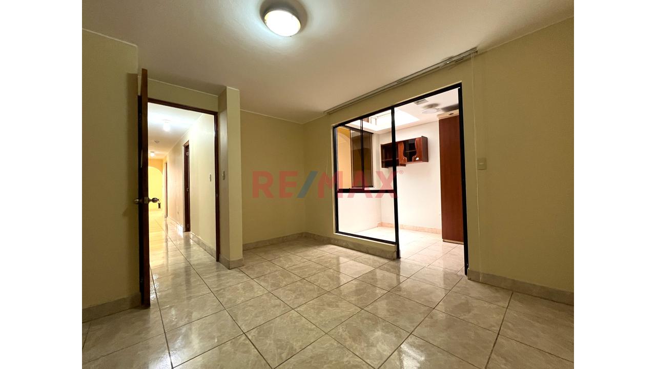 🌟 ¡Oportunidad En Surco! Departamento En Venta – Amplio, Iluminado Y Estratégico — foto 8