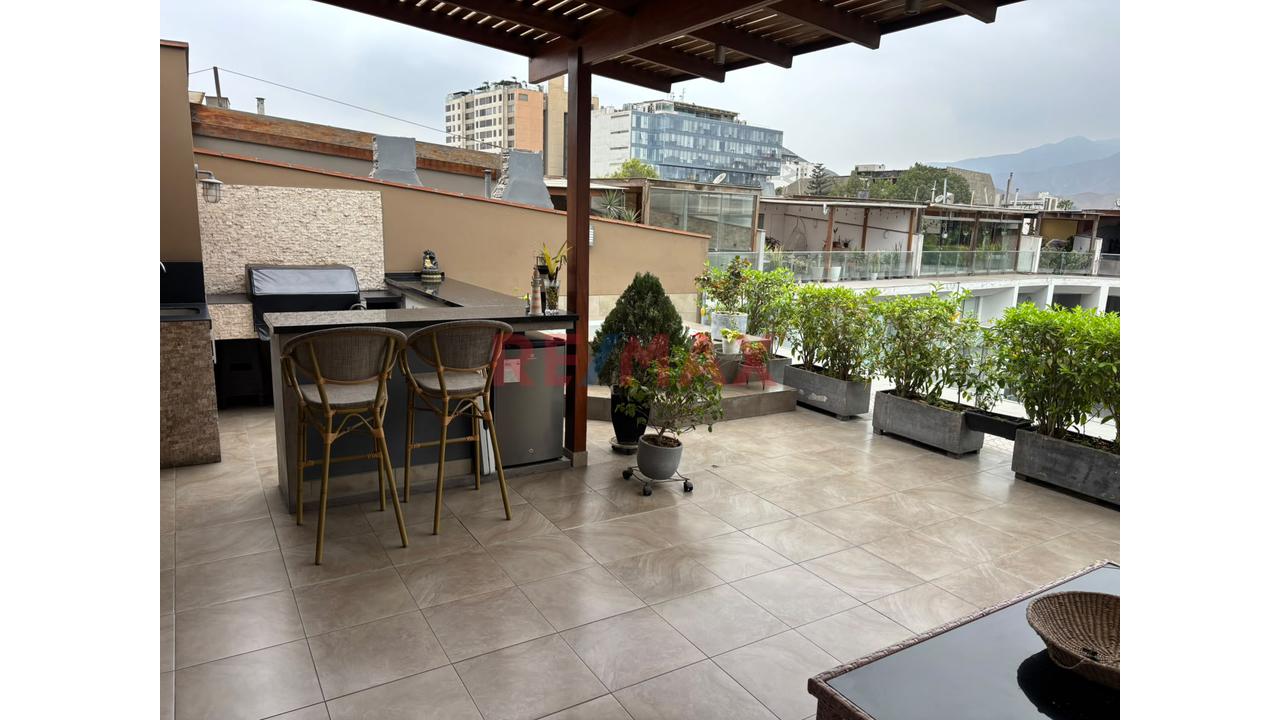 Exclusivo Duplex De 259.38 Mts En Monterrico Chico , Santiago De Surco !! - 3