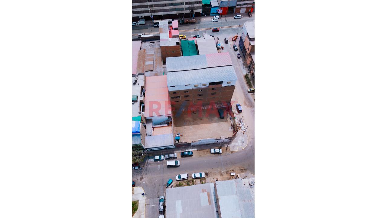 ¡Oportunidad De Inversión En Gamarra! | Terreno En Esquina De 400 M²! — foto 4