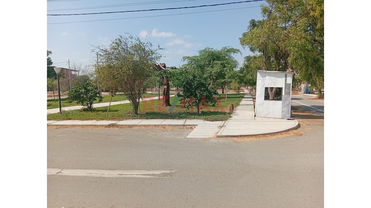 Se Vende Terreno En Urb Boulevard Park Plaza Cuadrante Q3 Fh 42 - 14