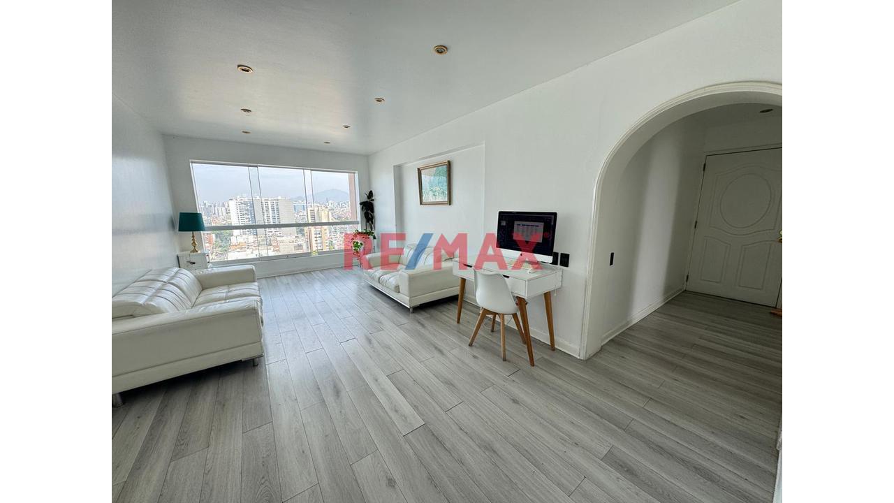 Penthouse: Exclusivo Departamento De 105 M2 Vista Espectacular + Cochera - 17