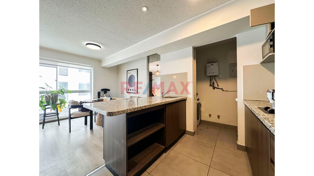 Departamento En Venta En Barranco | 1 Dormitorio, 2 Baños Completos Y Cochera Incluida — foto 2