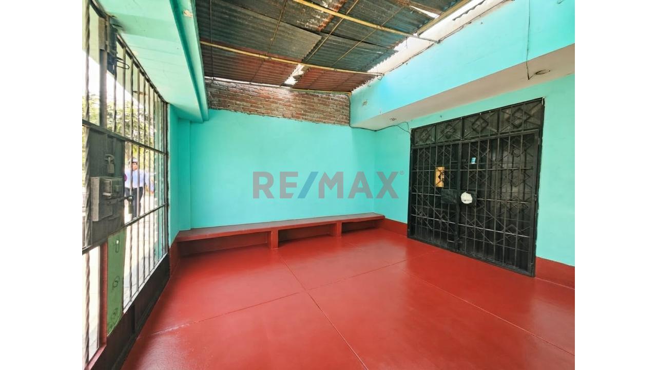 Venta Casa Como Terreno Comercial En Av. Prolongación Javier Prado Ate - 9