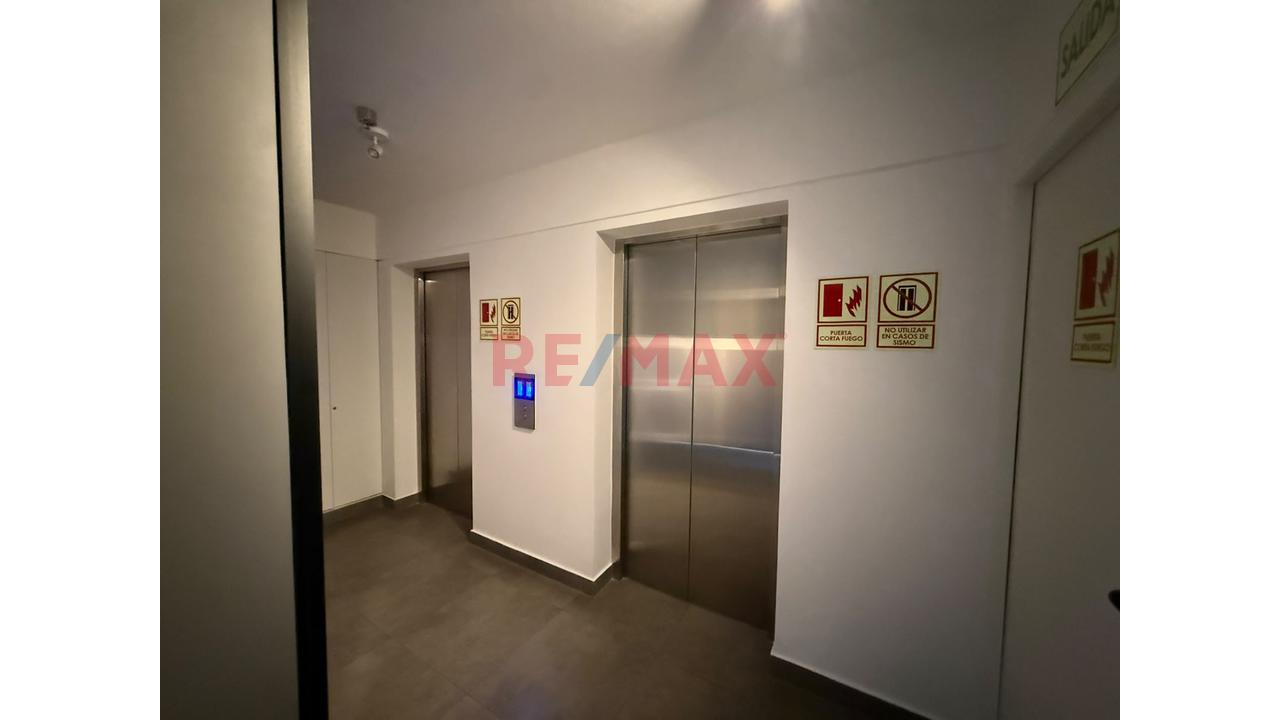 Venta De Dpto En Lince Limite Con San Isidro - 01 Dormitorio — foto 4
