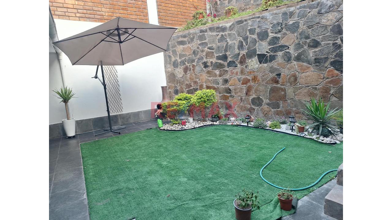 Dpto. Primer Piso Con Terraza - Praderas La Molina — foto 7