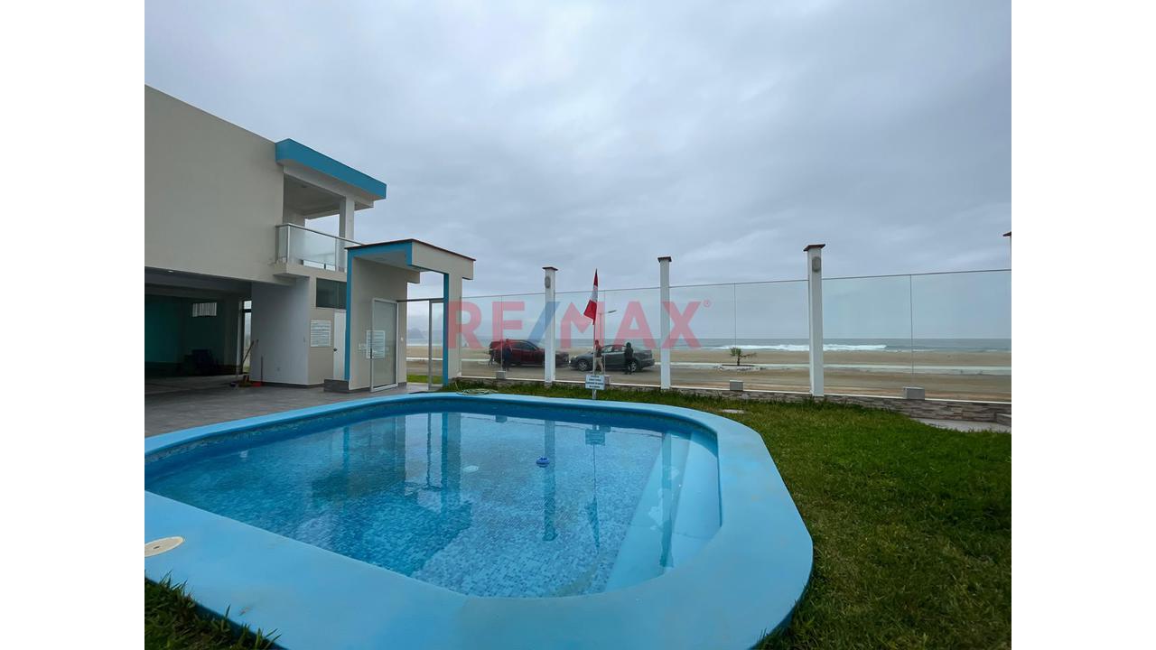 ¡Vive Frente Al Mar En Punta Rocas! — foto 11