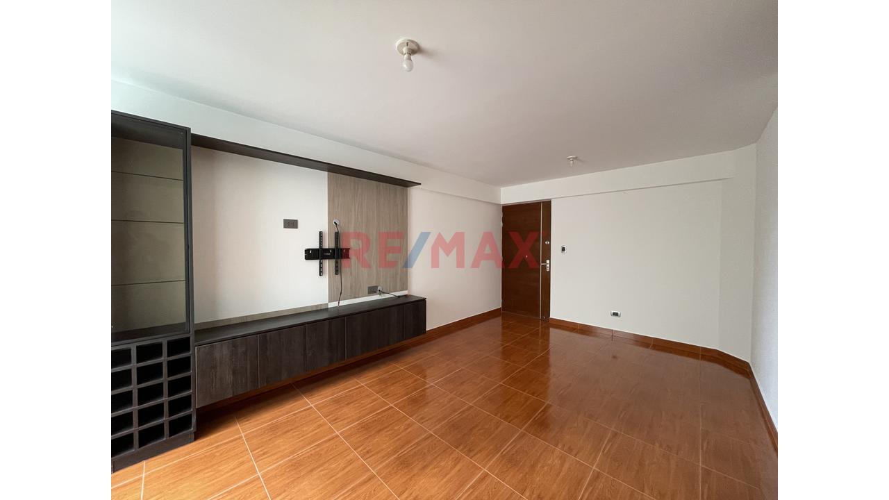 Se Alquila Moderno Departamento En Santa Catalina — foto 5