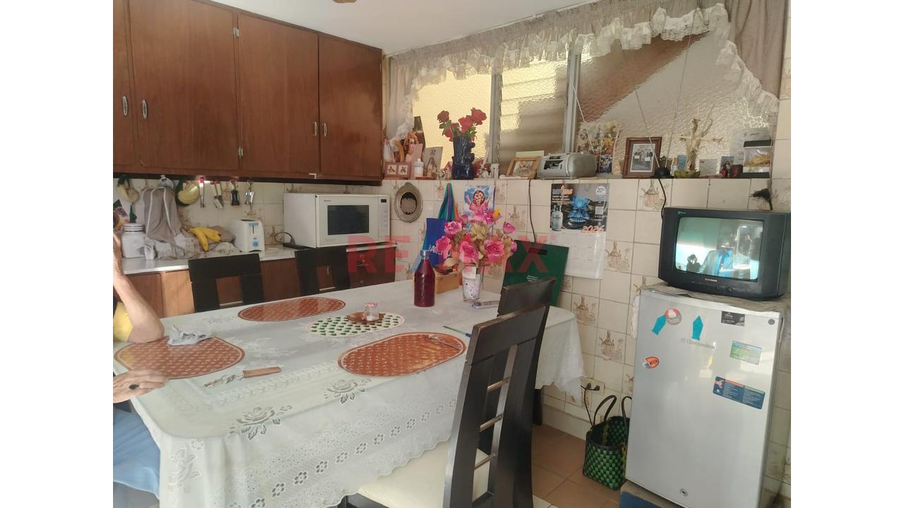 Casa En Venta A Media Cuadra Del Colegio Medico - Ideal Para Vivir Confortablemente, Para Clinica O Proyecto Inmobiliario - Parametro 6 — foto 9