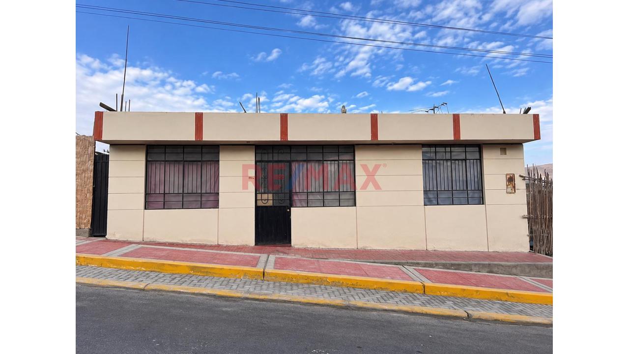Venta De Propiedad Urbana En Vítor — foto 2
