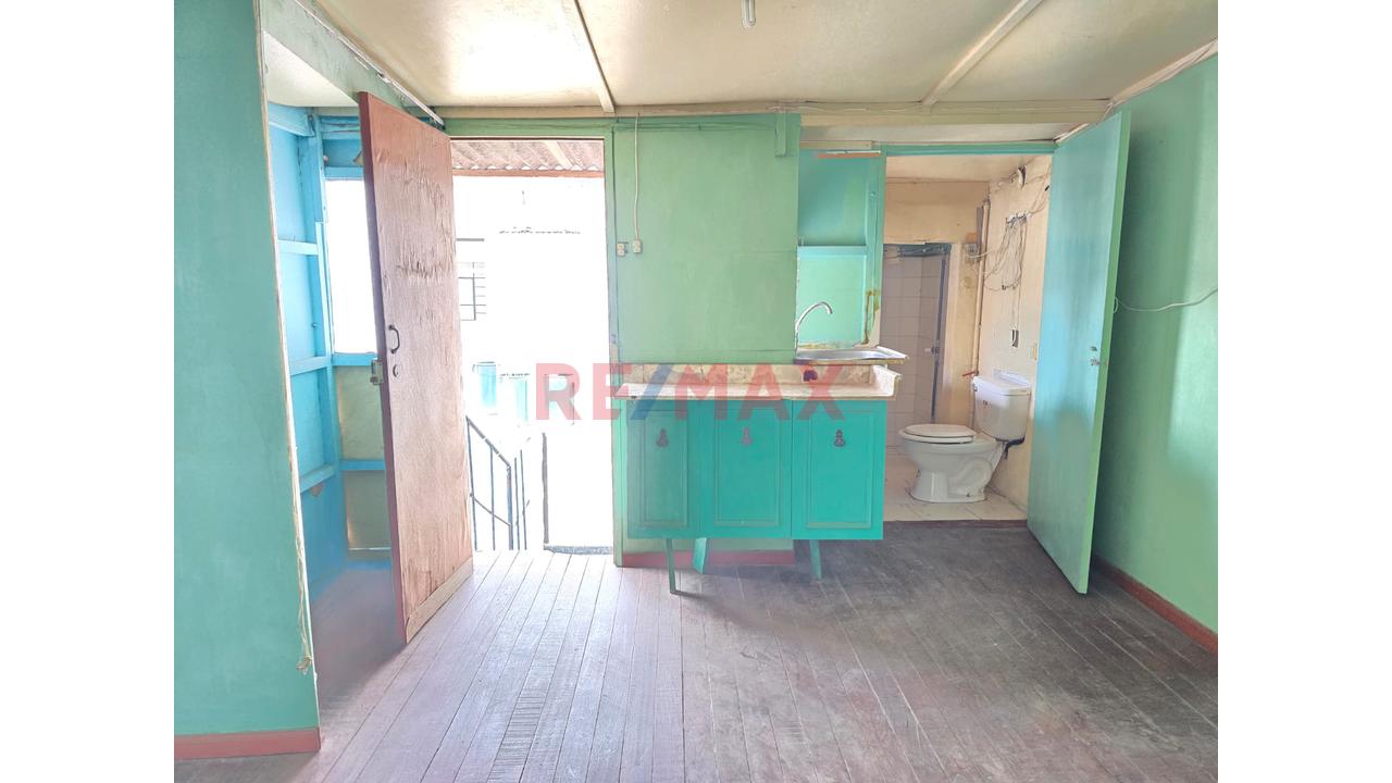 🏡🔥 ¡Oportunidad De Inversión En Chorrillos! Casa De 3 Pisos Por Solo Us$ 100,000 🔥🏡 - 17