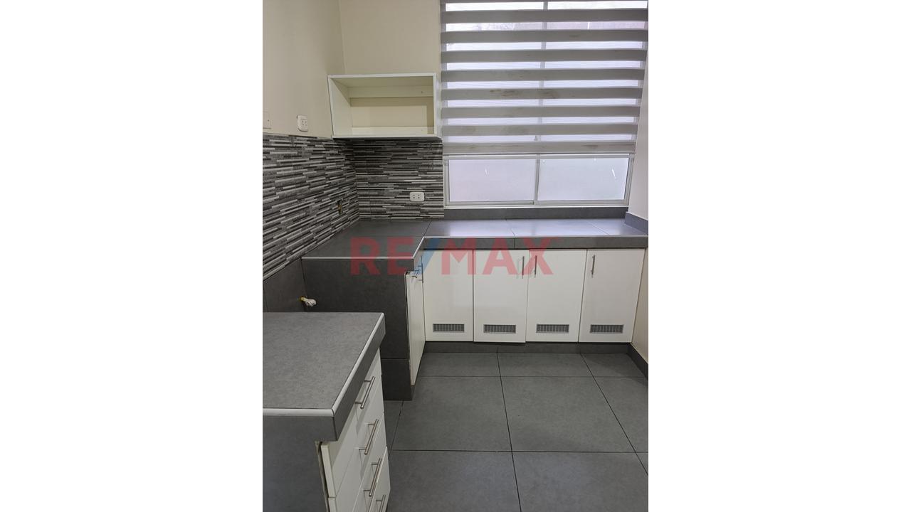 🏡✨ Departamento En Alquiler | 2.º Piso | 3 Habitaciones | 2 Baños | Área Social | Cerca A La Estación Santa Rosa – Sjl 🚗🎉 — foto 11