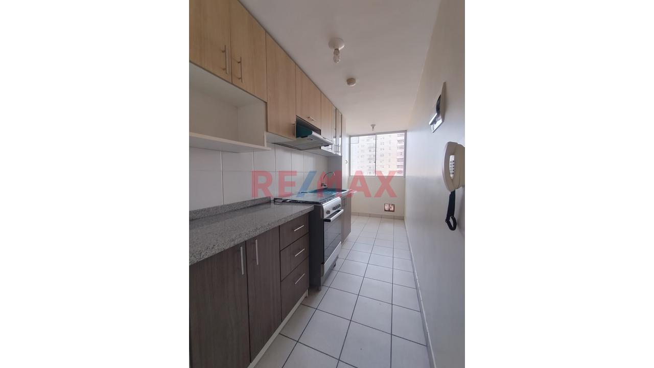 Departamento de 3 dormitorios en Lima, 70 m² — foto 2