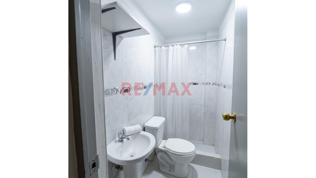 Amplio Departamento 1 Dormitorio, Posibilidad De Hacer 2 Dormitorios Mas Cuadra 40 De Av. Universitaria Los Olivos - 6