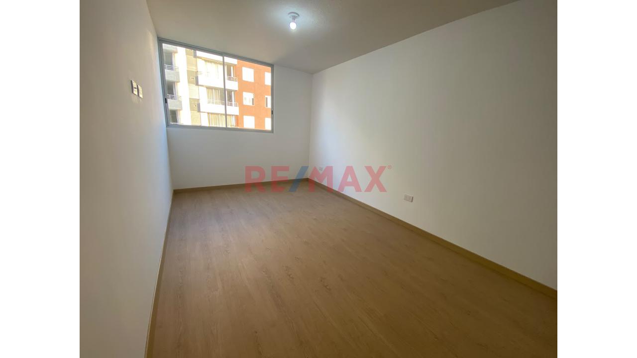 Se Alquila Departamento + Cochera — foto 7