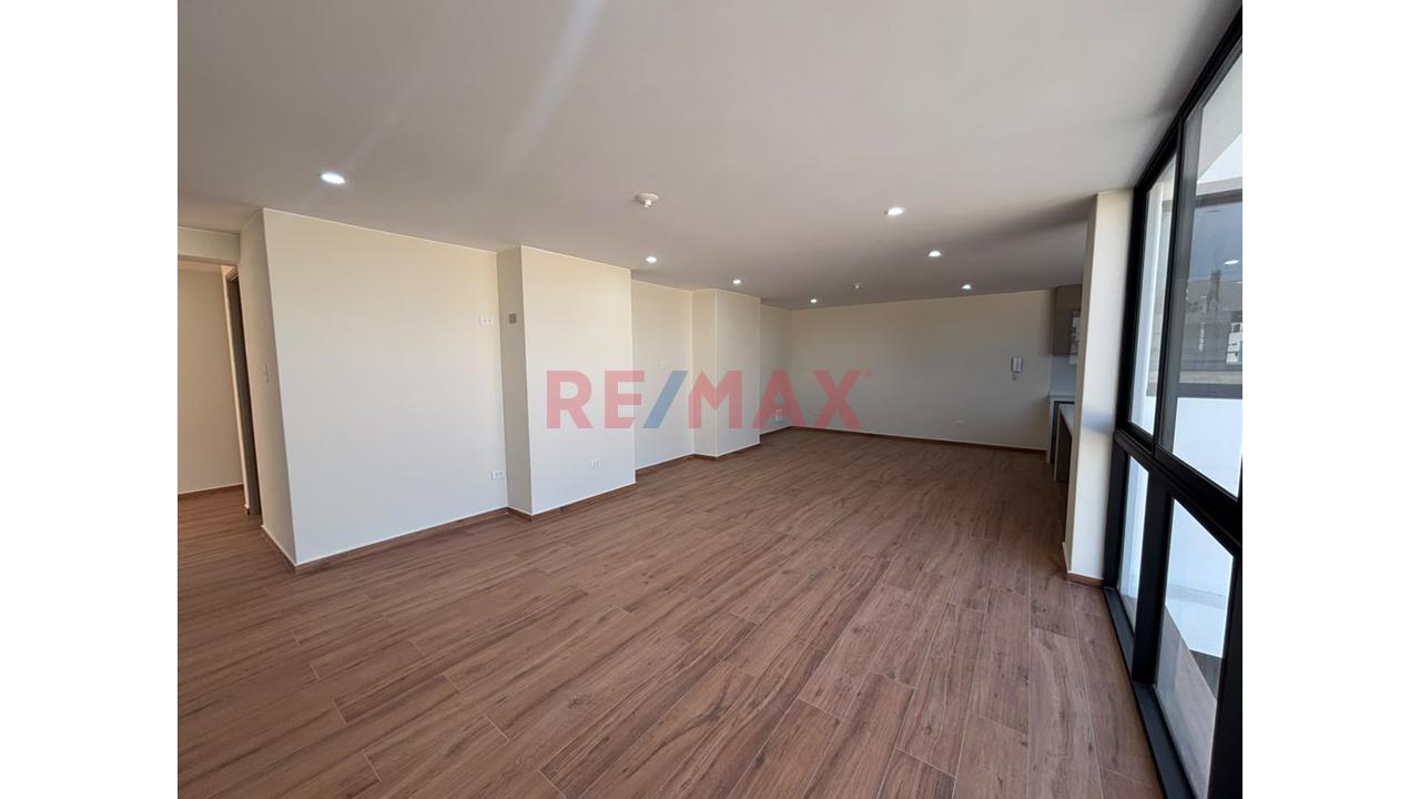 Departamento Amplio En Estreno – Cerro Colorado — foto 4
