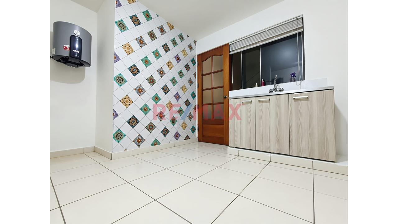 En Alquiler - Amplio Departamento En Primer Piso En Urb. San Roque - Surco — foto 7