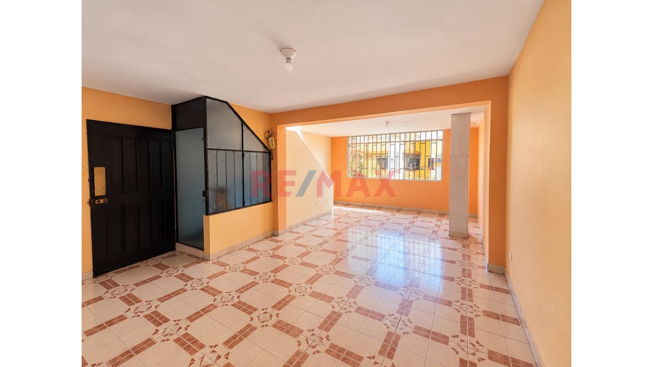 🏡 ¡Casa De 3 Pisos Más Azotea En Ciudad Del Pescador, Bellavista – Callao! — foto 6
