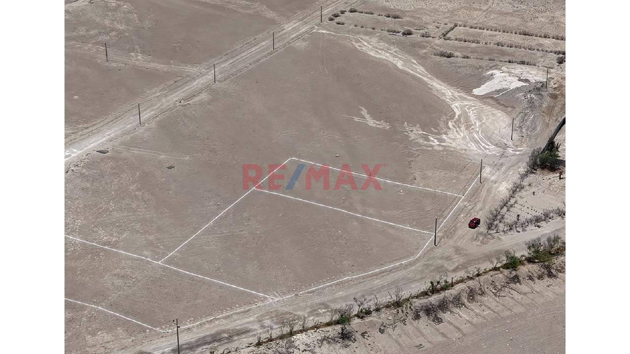 Oportunidad De Inversion, Terreno Urbano De 1,000 M2 A Lado De La Laguna La Joya - 12