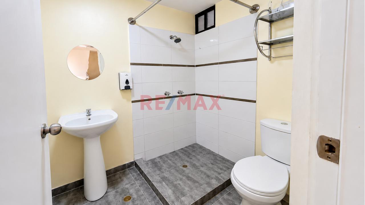 Hermosa Y Amplia Casa Familiar En Alquiler De 2 Pisos + Azotea En Villa Saraja — foto 7