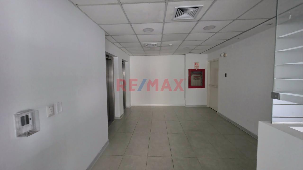 Alquiler Oficina Implementada – Miraflores – 256 M2 — foto 12